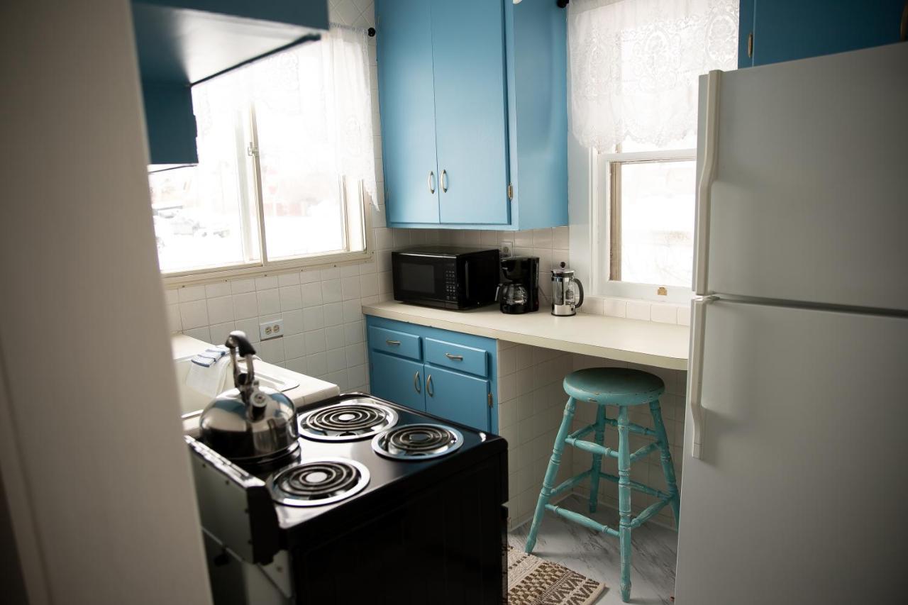 Charming French Studio Apartment ลารามี ภายนอก รูปภาพ